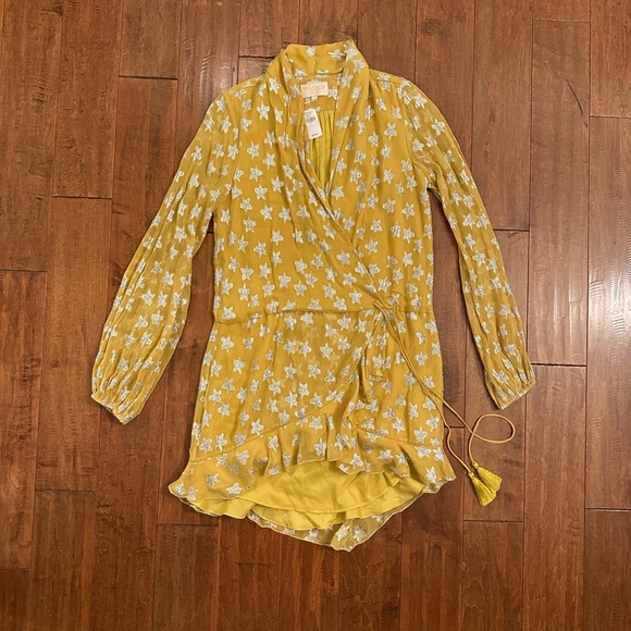 Rococo Sand Yellow with Silver Star Print Vega Dress Sz Small - Picture 6 of 15